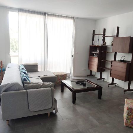 Apartment Close To The Beach With Free Parking Badalona Extérieur photo