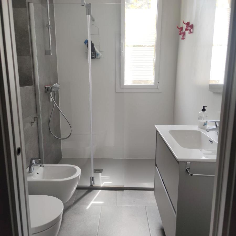 Apartment Close To The Beach With Free Parking Badalona Extérieur photo